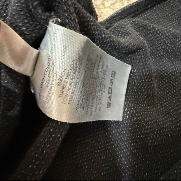 Anthropologie Pilcro Split Hem Acid Washed Black V-Neck Top Size Medium Boho - Picture 7 of 11